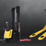 Liză electrică Hyster S1.0-2.0 și transpalet simplu Hyster RP2.0 — stivuire rafturi vs. transport la sol, CEMPS SA
