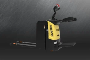 Transpalet electric cu platforma Hyster P2.0-3.0S 2000-3000 kg 24V viteza 13 km/h CEMPS SA Romania
