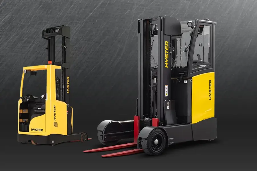 Reach truck Hyster la CEMPS - modele R1.0-1.4E, R1.4-2.5 si RO1.6-2.0 pentru depozite cu rafturi inalte si culoare inguste